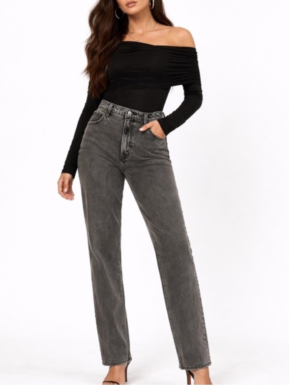 A&F Curve Love Ultra High Rise 90s Straight Jean size 10 in Charcoal